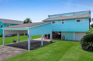 1205 Bay St, Crystal Beach, TX 77650 - Photo 39