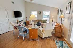 1205 Bay St, Crystal Beach, TX 77650 - Photo 5