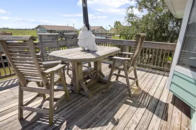 1205 Bay Street, Crystal Beach, TX 77650 - Photo 17