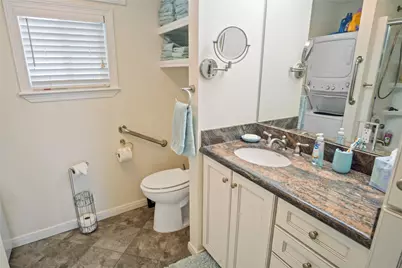 1205 Bay Street, Crystal Beach, TX 77650 - Photo 15