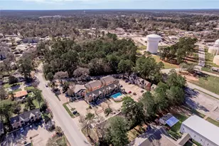 2402 Sycamore Ave, Huntsville, TX 77340 - Photo 41