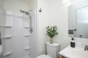 1215 Pinecroft Dr, Sugar Land, TX 77498 - Photo 23
