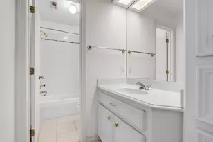 4916 Travis St, Houston, TX 77002 - Photo 21