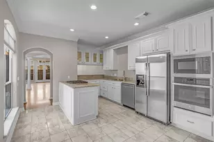 4916 Travis St, Houston, TX 77002 - Photo 9