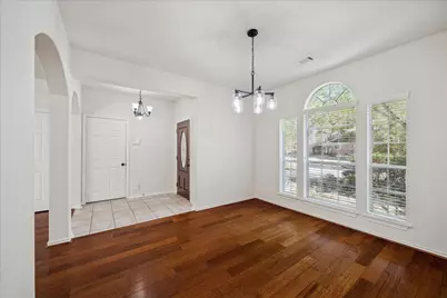 30 Jewelsford Drive, The Woodlands, TX 77382 - Photo 5