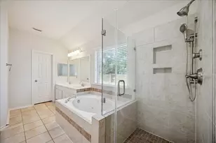 30 Jewelsford Dr, The Woodlands, TX 77382 - Photo 15