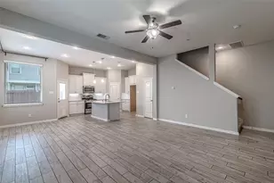 5543 Purple Meadow Ln, Fulshear, TX 77441 - Photo 9