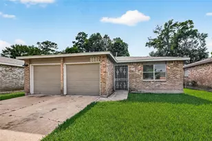 8607 Valley Forest Dr, Houston, TX 77078 - Photo 1