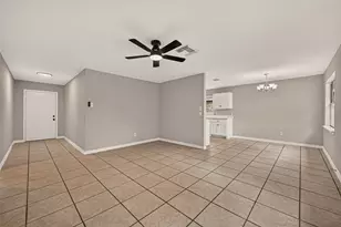 8607 Valley Forest Dr, Houston, TX 77078 - Photo 3