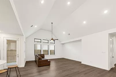 12331 Palmetto Dr, Mont Belvieu, TX 77523 - Photo 15