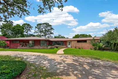 2307 Oleander Drive, Dickinson, TX 77539 - Photo 3