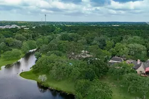 2307 Oleander Dr, Dickinson, TX 77539 - Photo 39