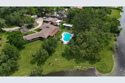 2307 Oleander Drive, Dickinson, TX 77539 - Photo 29