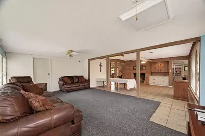 2307 Oleander Drive, Dickinson, TX 77539 - Photo 17