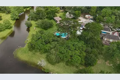 2307 Oleander Drive, Dickinson, TX 77539 - Photo 35