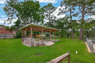 2307 Oleander Dr, Dickinson, TX 77539 - Photo 15