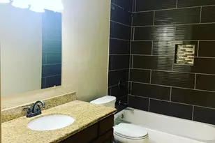 2475 Underwood St, Houston, TX 77030 - Photo 7