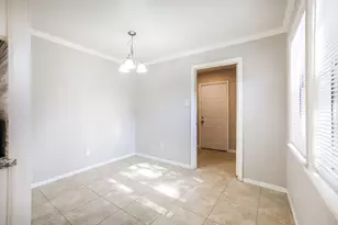 6222 Maywood Forest Dr, Houston, TX 77088 - Photo 15