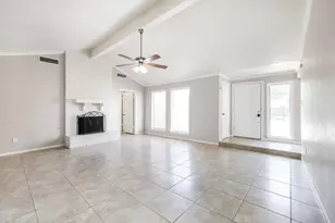 6222 Maywood Forest Dr, Houston, TX 77088 - Photo 5