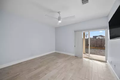 4618 Nichols Street #B, Houston, TX 77020 - Photo 25
