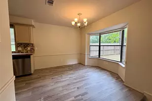 80 Fallenstone Dr, The Woodlands, TX 77381 - Photo 5