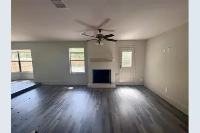 80 Fallenstone Drive, The Woodlands, TX 77381 - Photo 3