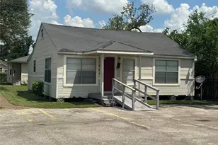 3929 Caplin St, Houston, TX 77026 - Photo 1