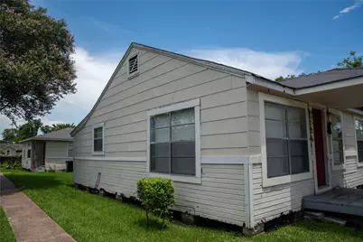 3929 Caplin Street, Houston, TX 77026 - Photo 3