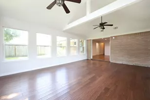 11931 Dunlap St, Houston, TX 77035 - Photo 11