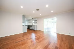 11931 Dunlap St, Houston, TX 77035 - Photo 7