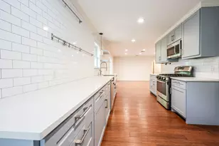 11931 Dunlap St, Houston, TX 77035 - Photo 9