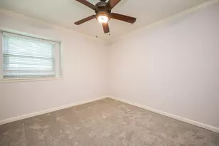 11931 Dunlap St, Houston, TX 77035 - Photo 17
