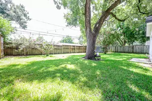 11931 Dunlap St, Houston, TX 77035 - Photo 21