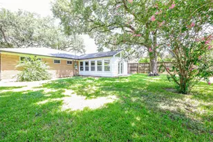 11931 Dunlap St, Houston, TX 77035 - Photo 19