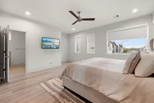 5722 Rucio Ln, Houston, TX 77092 - Photo 13