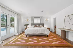 426 W Gaywood Dr, Houston, TX 77079 - Photo 23