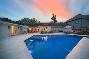 426 W Gaywood Dr, Houston, TX 77079 - Photo 45