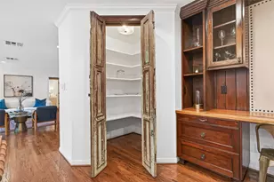 426 W Gaywood Dr, Houston, TX 77079 - Photo 21