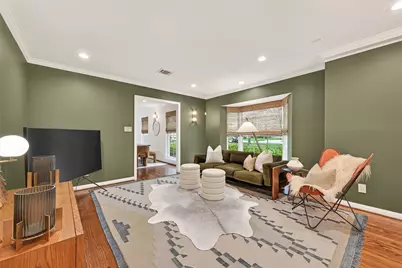 426 W Gaywood Drive, Houston, TX 77079 - Photo 11