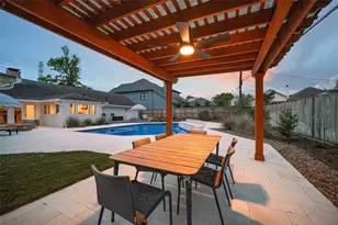 426 W Gaywood Dr, Houston, TX 77079 - Photo 43