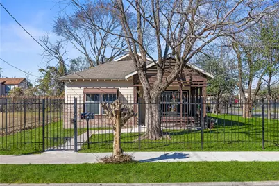 5219 Farmer Street, Houston, TX 77020 - Photo 1