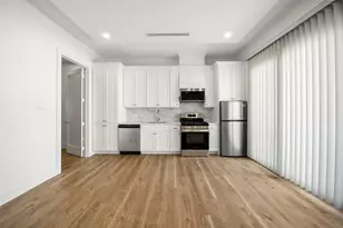 1839 Colquitt St, Houston, TX 77098 - Photo 15