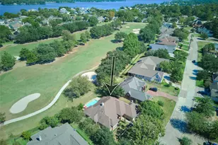 121 April Waters Dr N, Montgomery, TX 77356 - Photo 3