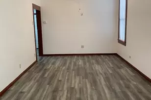 3914 Bernardo De Galvez Ave, Galveston, TX 77550 - Photo 3