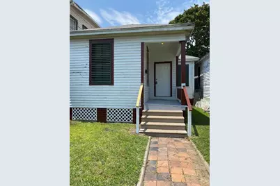 3914 Bernardo De Galvez Avenue, Galveston, TX 77550 - Photo 1