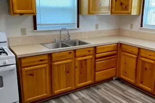 3914 Bernardo De Galvez Ave, Galveston, TX 77550 - Photo 5