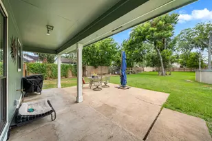 403 Banyan St, Lake Jackson, TX 77566 - Photo 29