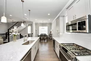 5720 Petty St, Houston, TX 77007 - Photo 9