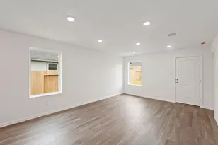 11775 Ruffian Dr, Willis, TX 77318 - Photo 7