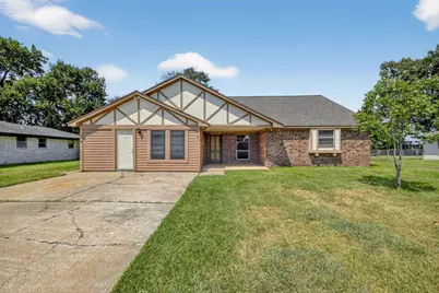 206 Staples Drive, Baytown, TX 77523 - Photo 1